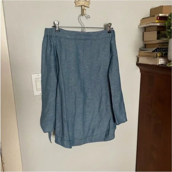 Free People Show Me Some Shoulder Chambray Top - Picture 3 of 8